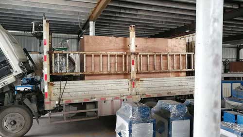 The Goods with Polywood Container before Delivery